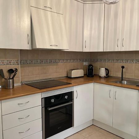 Three Bedroom Apartment With Pool In Torrevieja Buitenkant foto