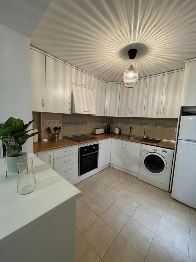 Three Bedroom Apartment With Pool In Torrevieja Buitenkant foto