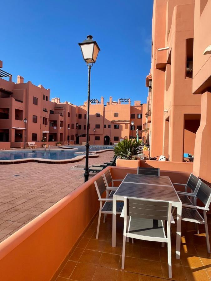 Three Bedroom Apartment With Pool In Torrevieja Buitenkant foto
