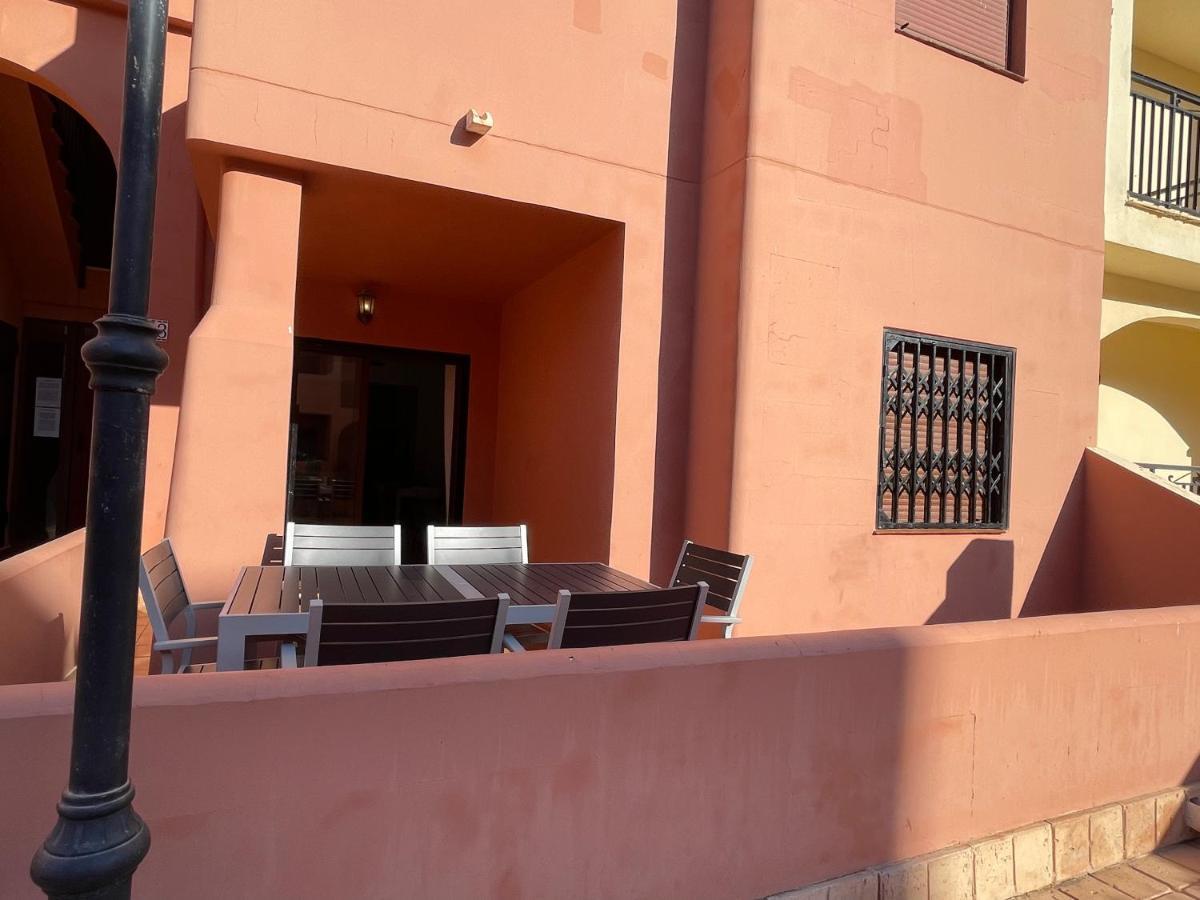 Three Bedroom Apartment With Pool In Torrevieja Buitenkant foto