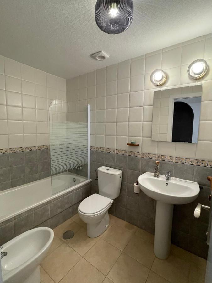 Three Bedroom Apartment With Pool In Torrevieja Buitenkant foto